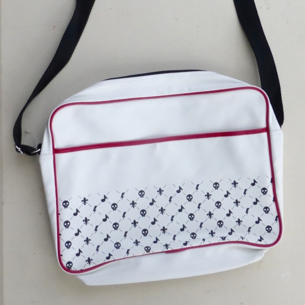 Cool Black Skulls White Messenger Bag